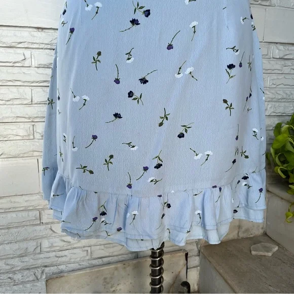 NWOT Powder Blue Floral Mini Dress - Picture 7 of 8